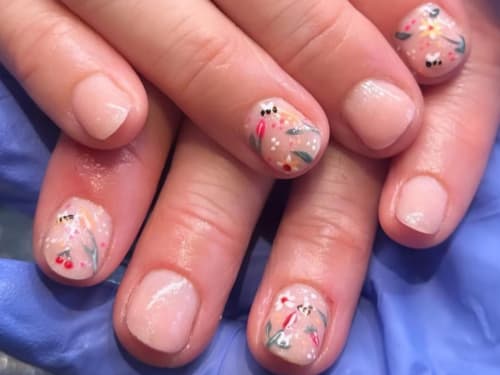 Summer Style: Hot Nail Designs for Sunshine and Fun